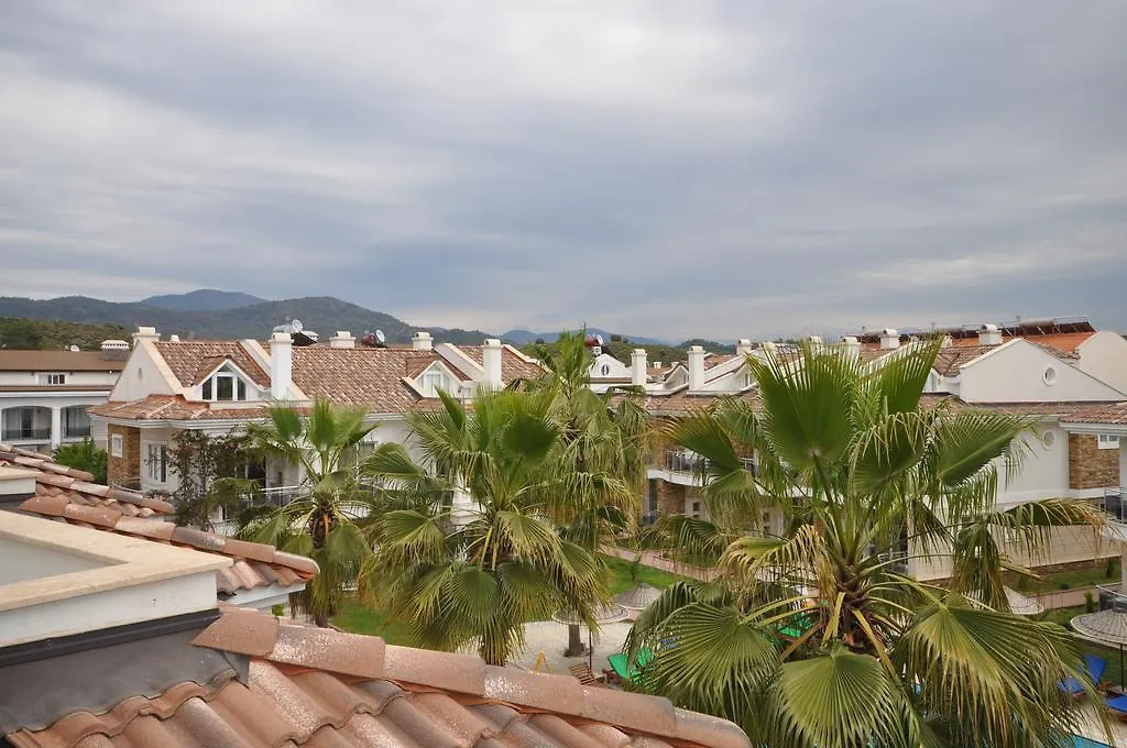 Blue Green Apartment Fethiye 0*,