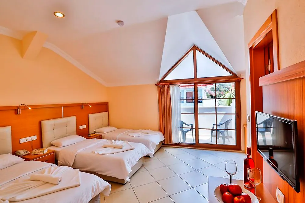 Blue Green Apartment فتحية 0*,